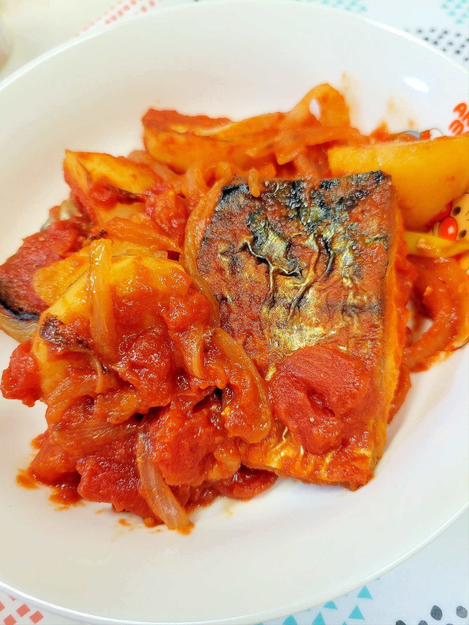 簡単(^^)冷凍塩サバとじゃがいものトマト煮♪