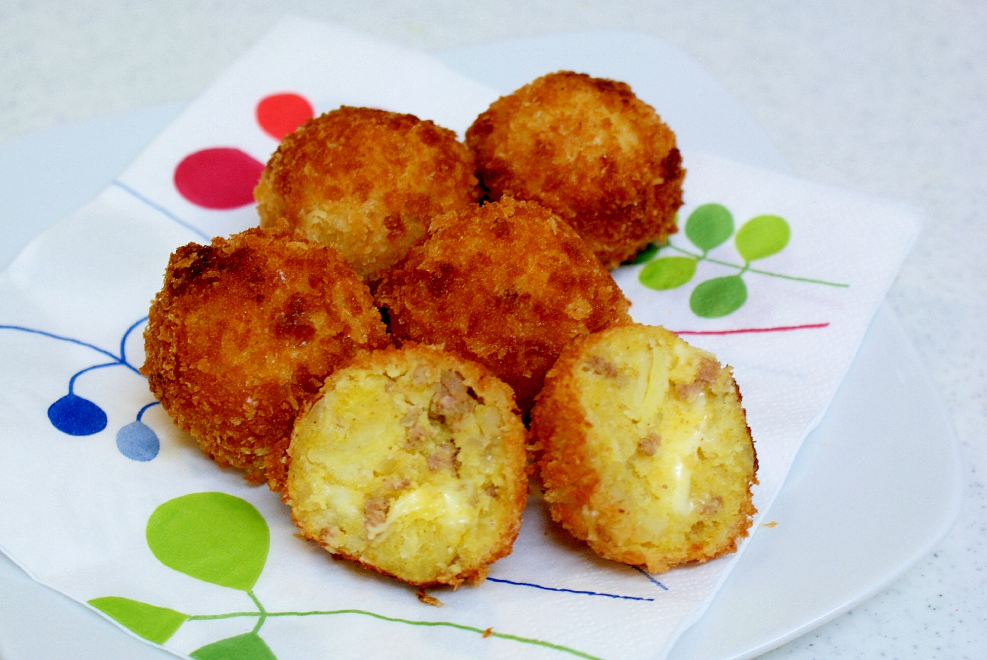 とろ りチーズのカレーコロッケ レシピ 作り方 By はい 山田です 楽天レシピ