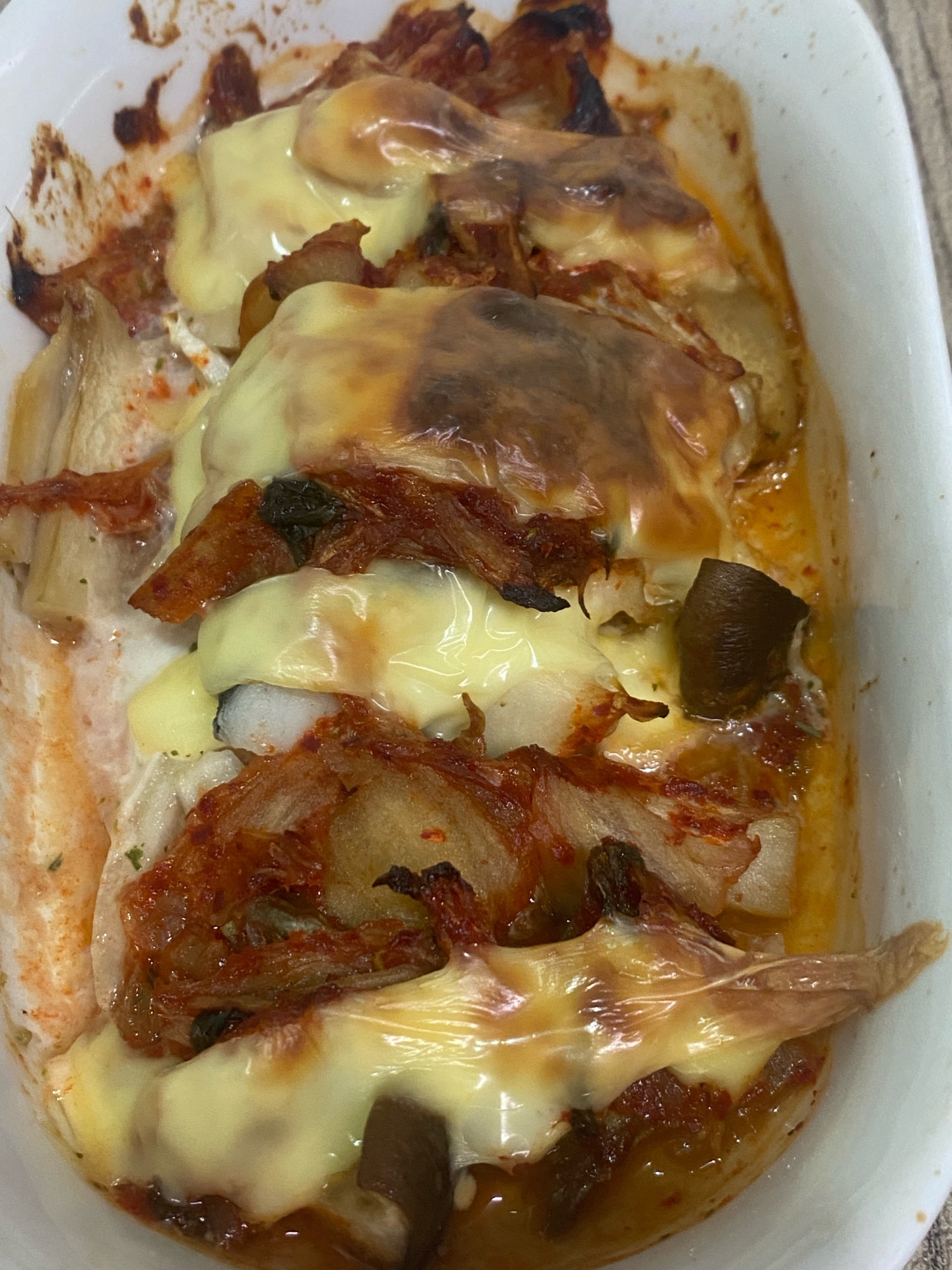 トースターで　簡単にサワラとキムチの国産チーズ焼き