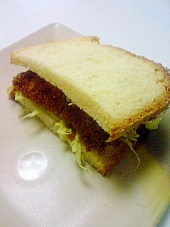 グルメのたれで豚カツサンド レシピ 作り方 By サラ11 楽天レシピ