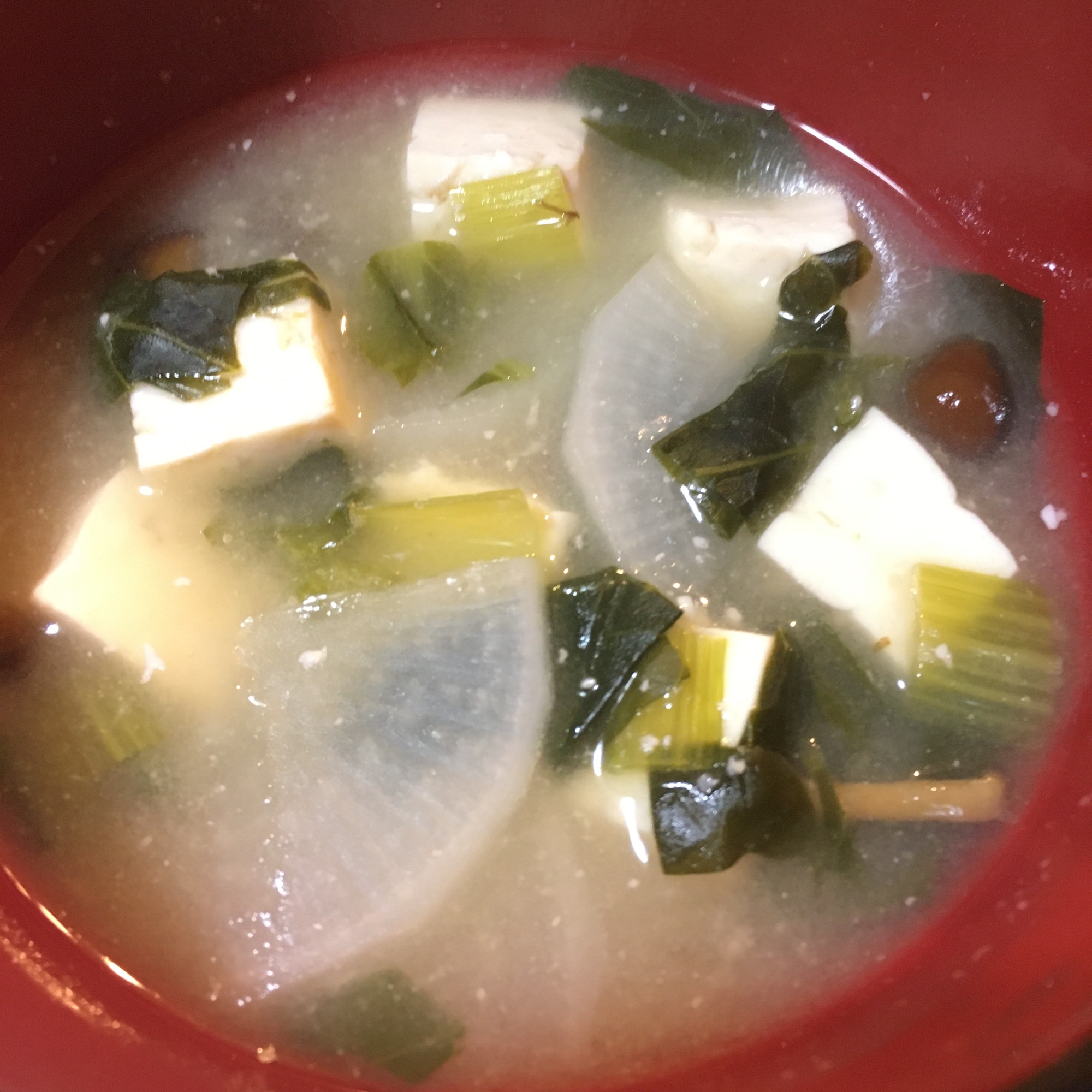 大根と小松菜となめこと豆腐の味噌汁