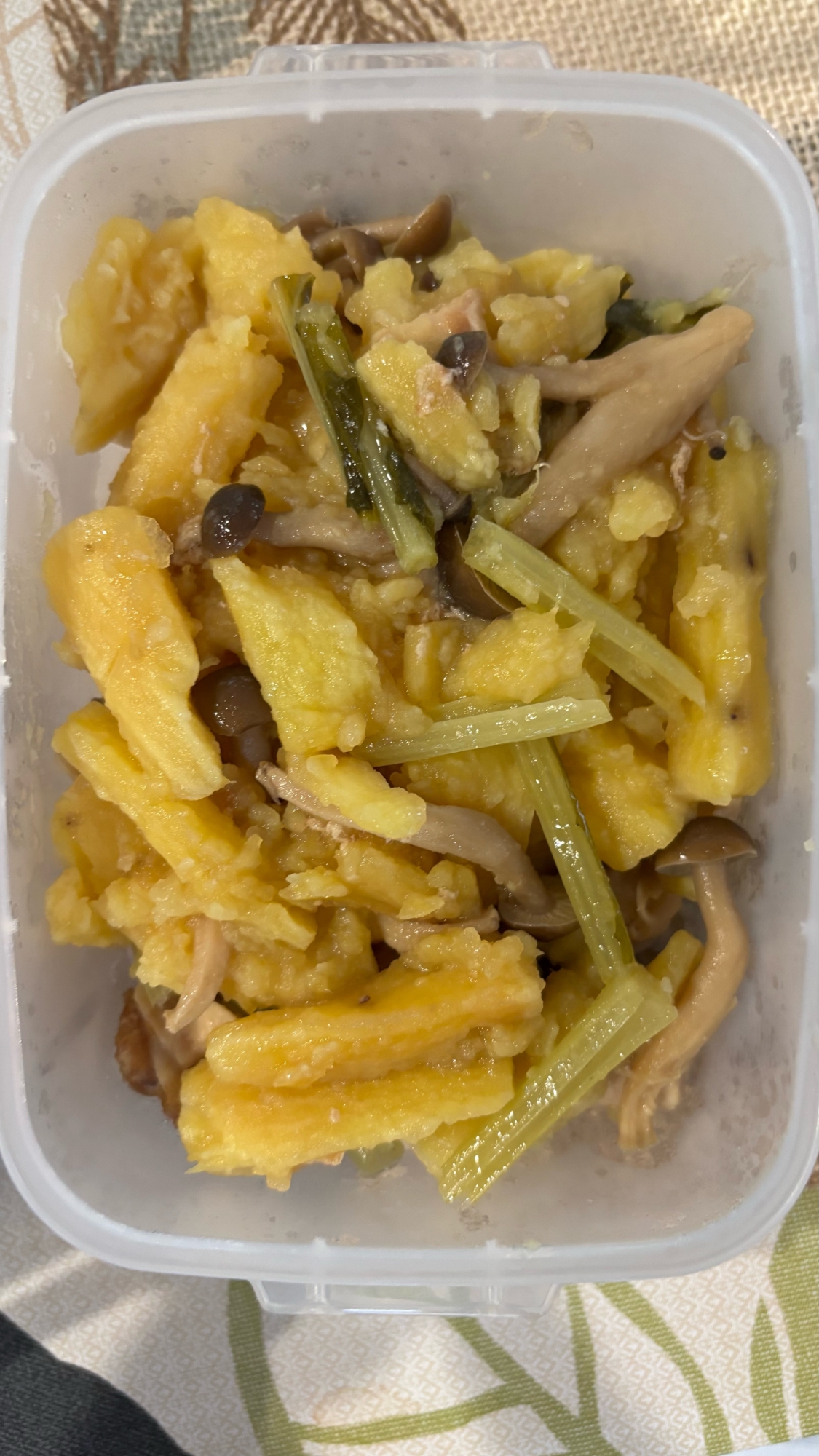 圧力鍋☆しめじさつまいもと鶏肉の出汁醤油炒め