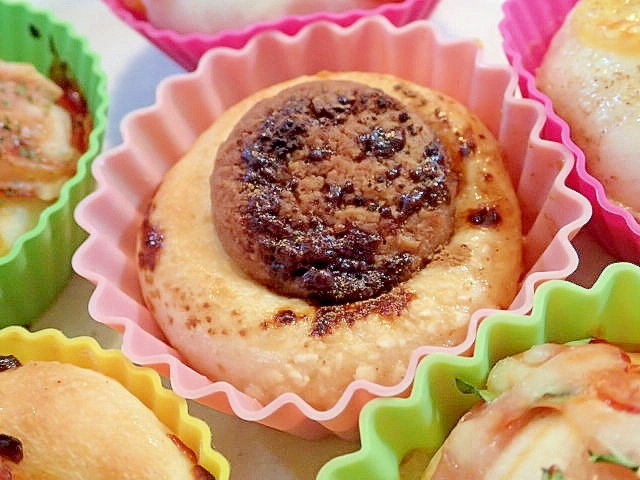 チョコクッキーの蜂蜜・珈琲・シナモンカップパン