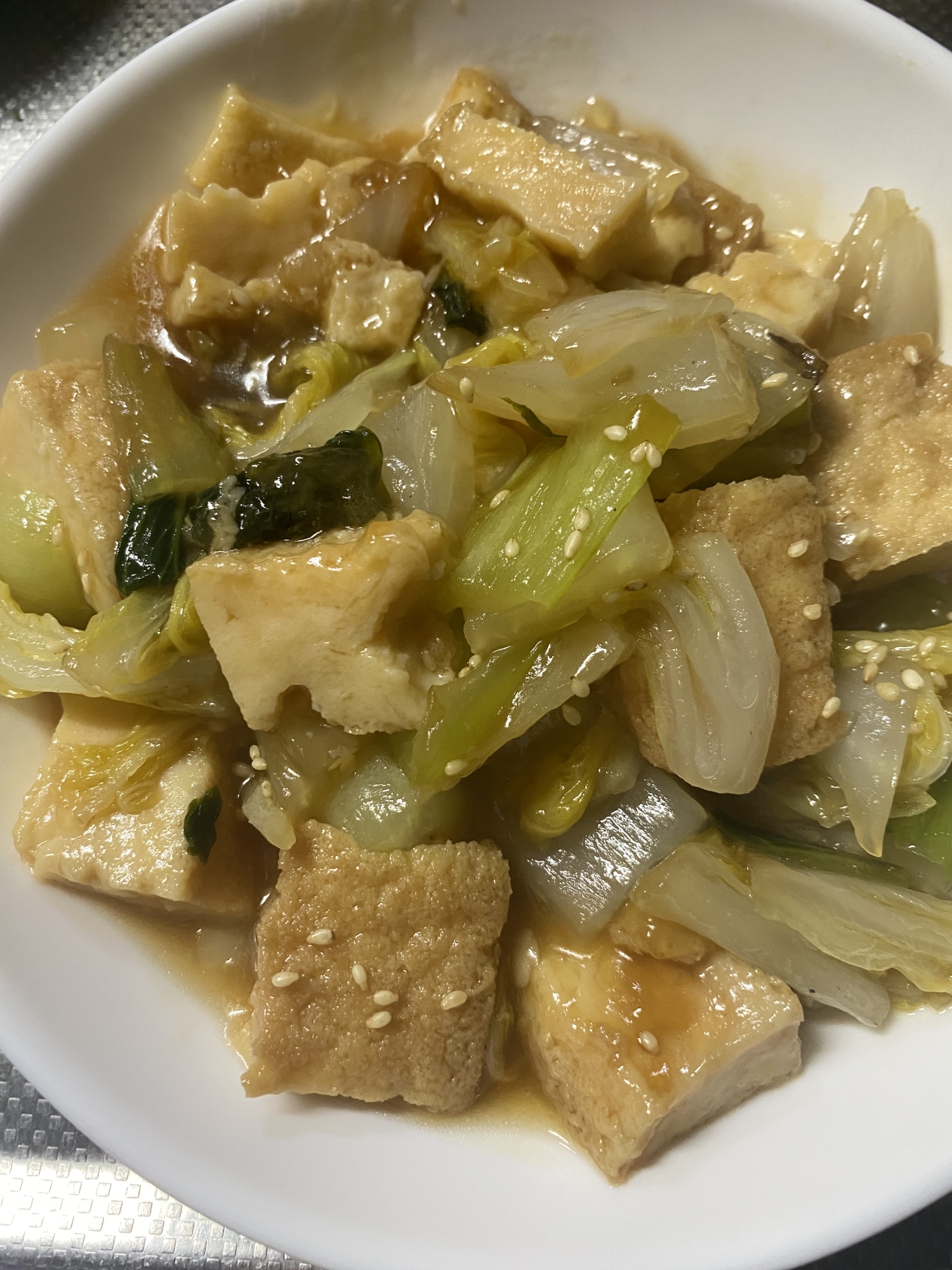 青梗菜と白菜と厚揚げの炒め物