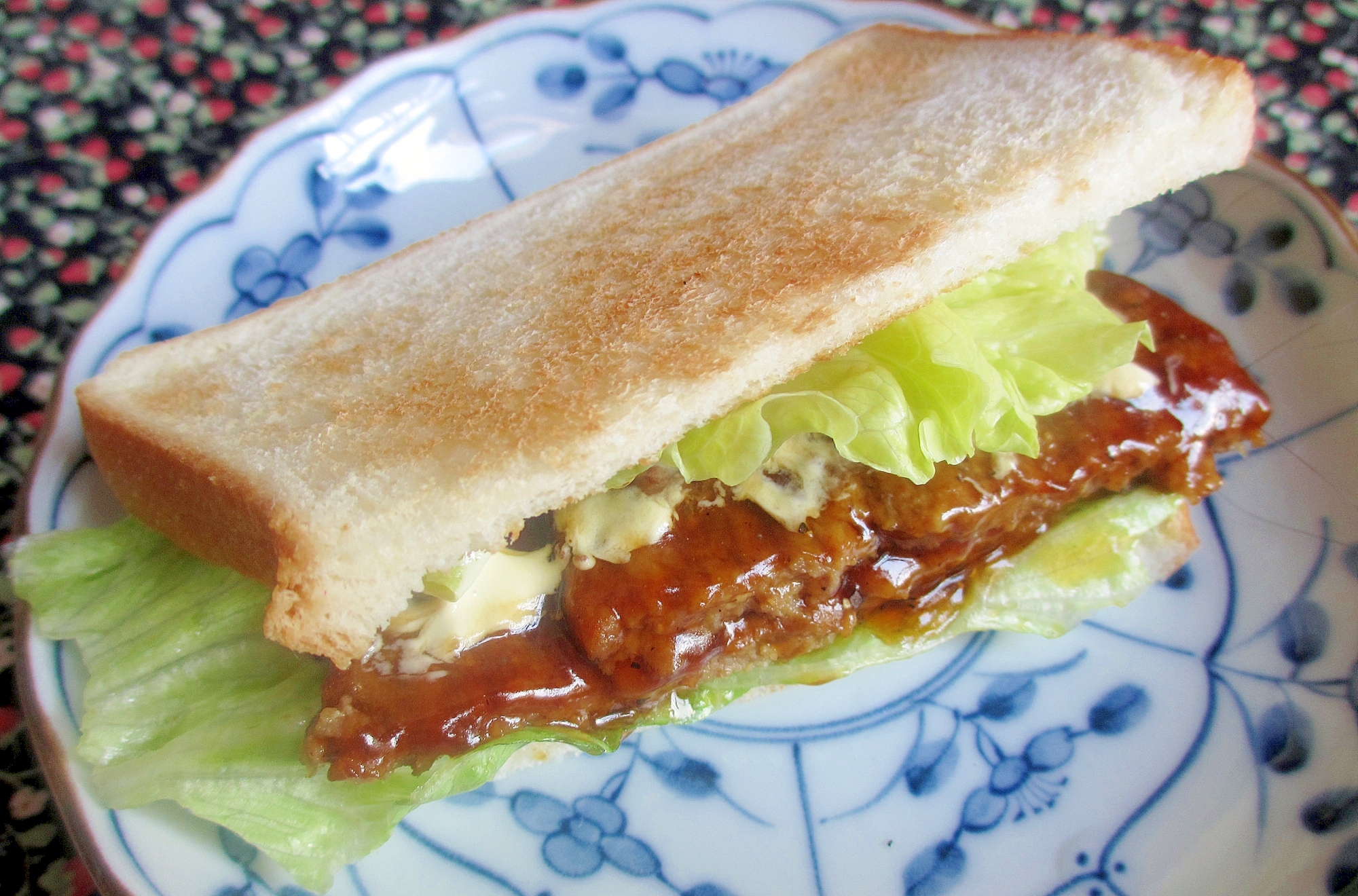 簡単！美味しい！照り焼きハンバーグサンド