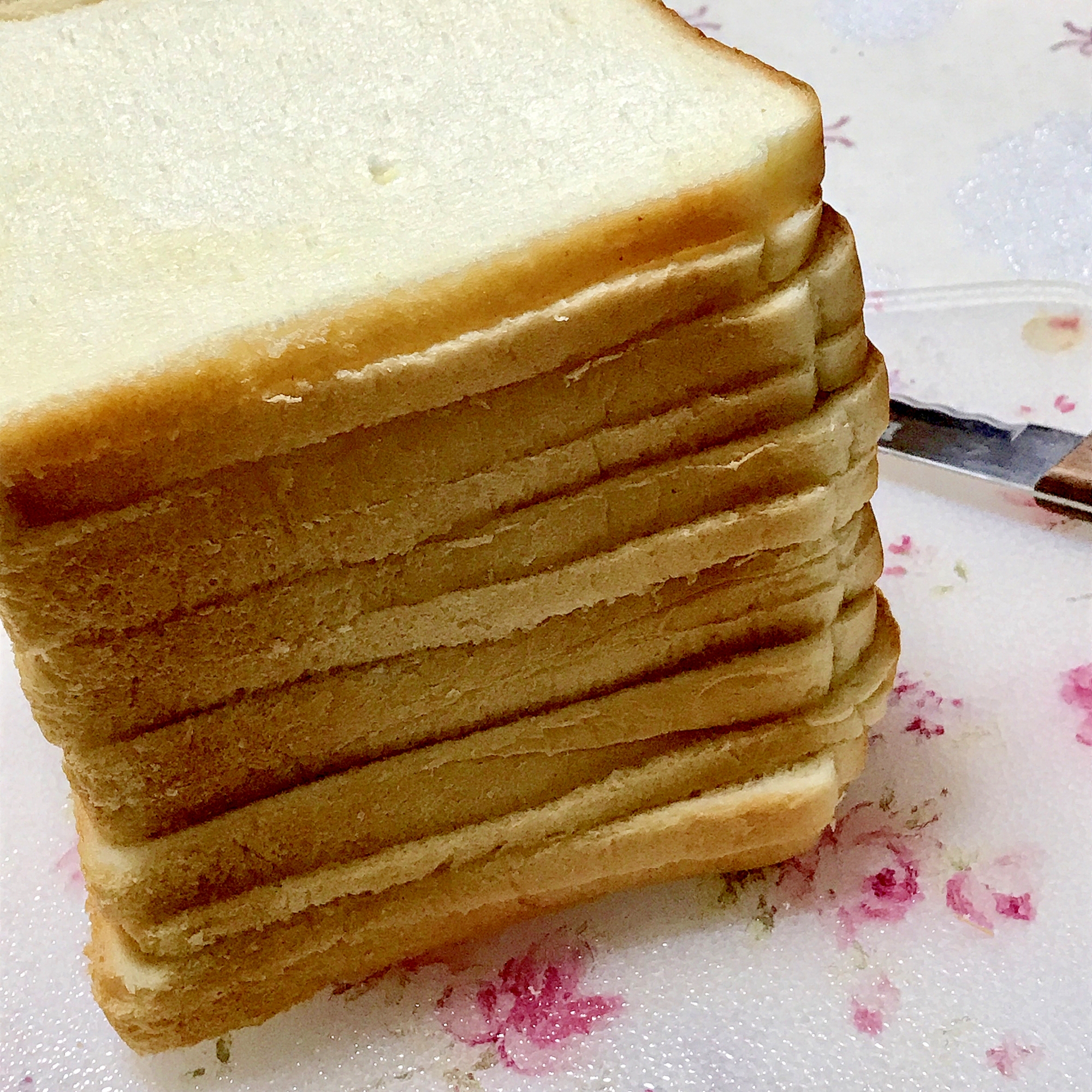 6枚切り食パンを 綺麗に12枚にする方法