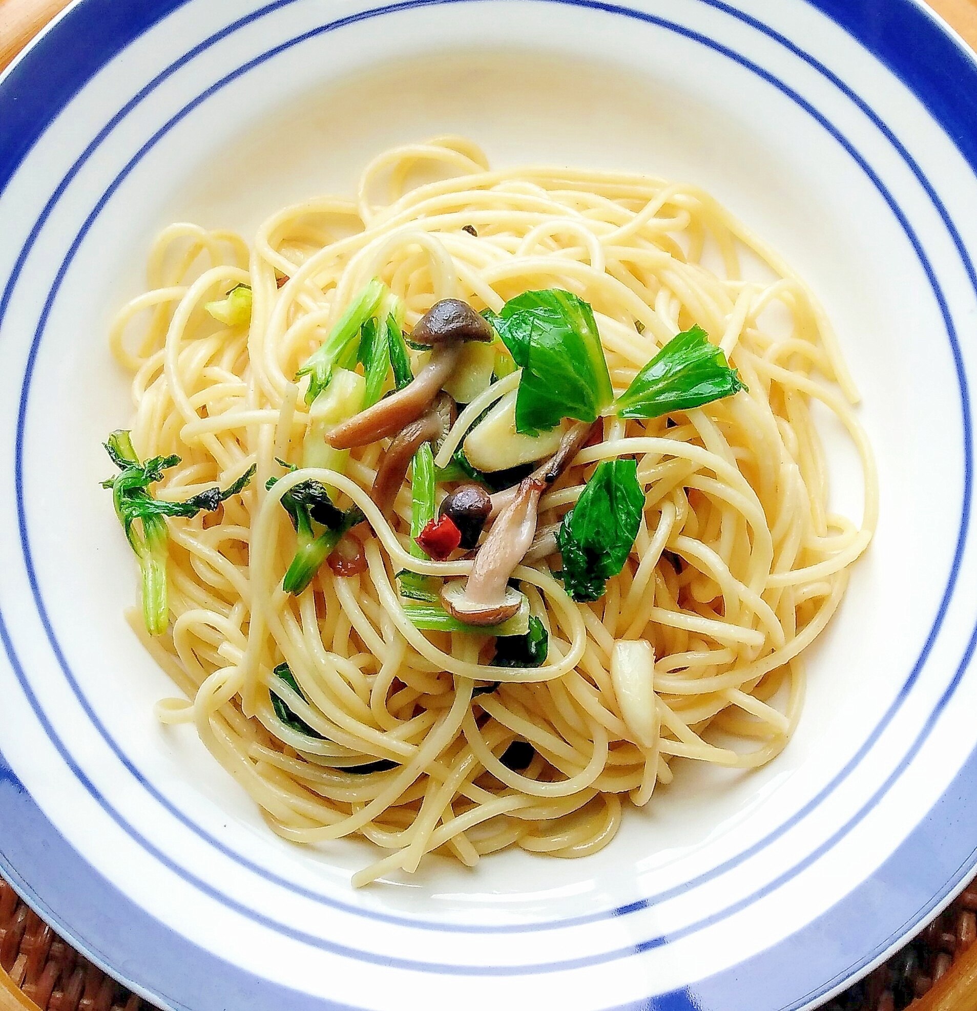 ペペロンチーノページ ﾍﾟﾍﾟﾛﾝﾁｰﾉ♫(ﾁｰﾆ？笑) by us． 【クックパッド】 簡単おいしい