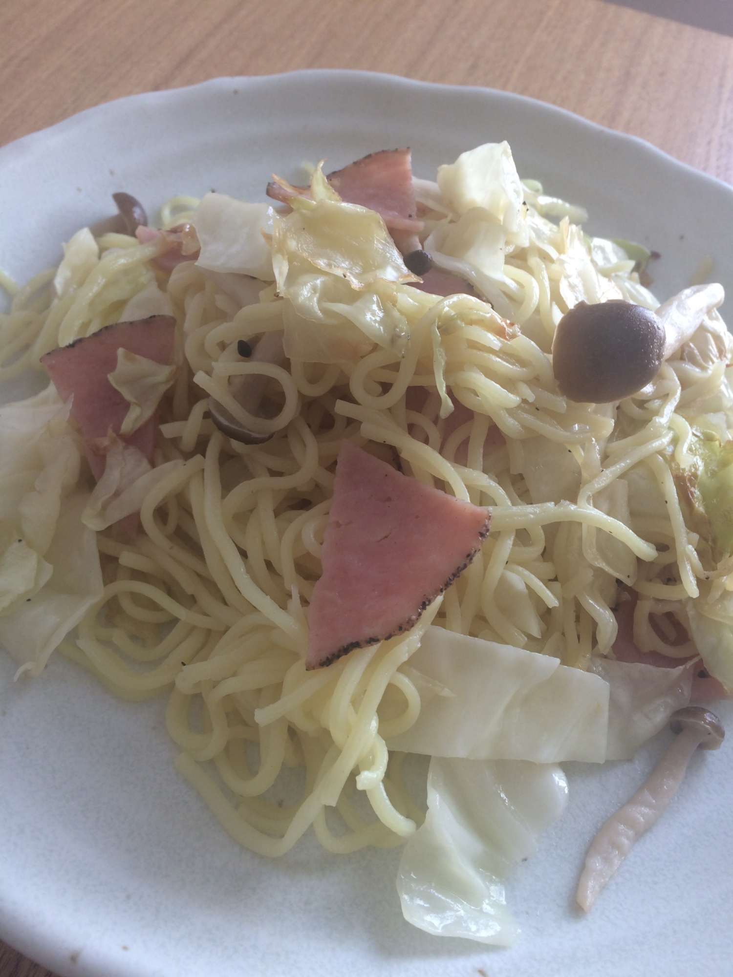 80円麺で作る♪簡単塩焼きそば