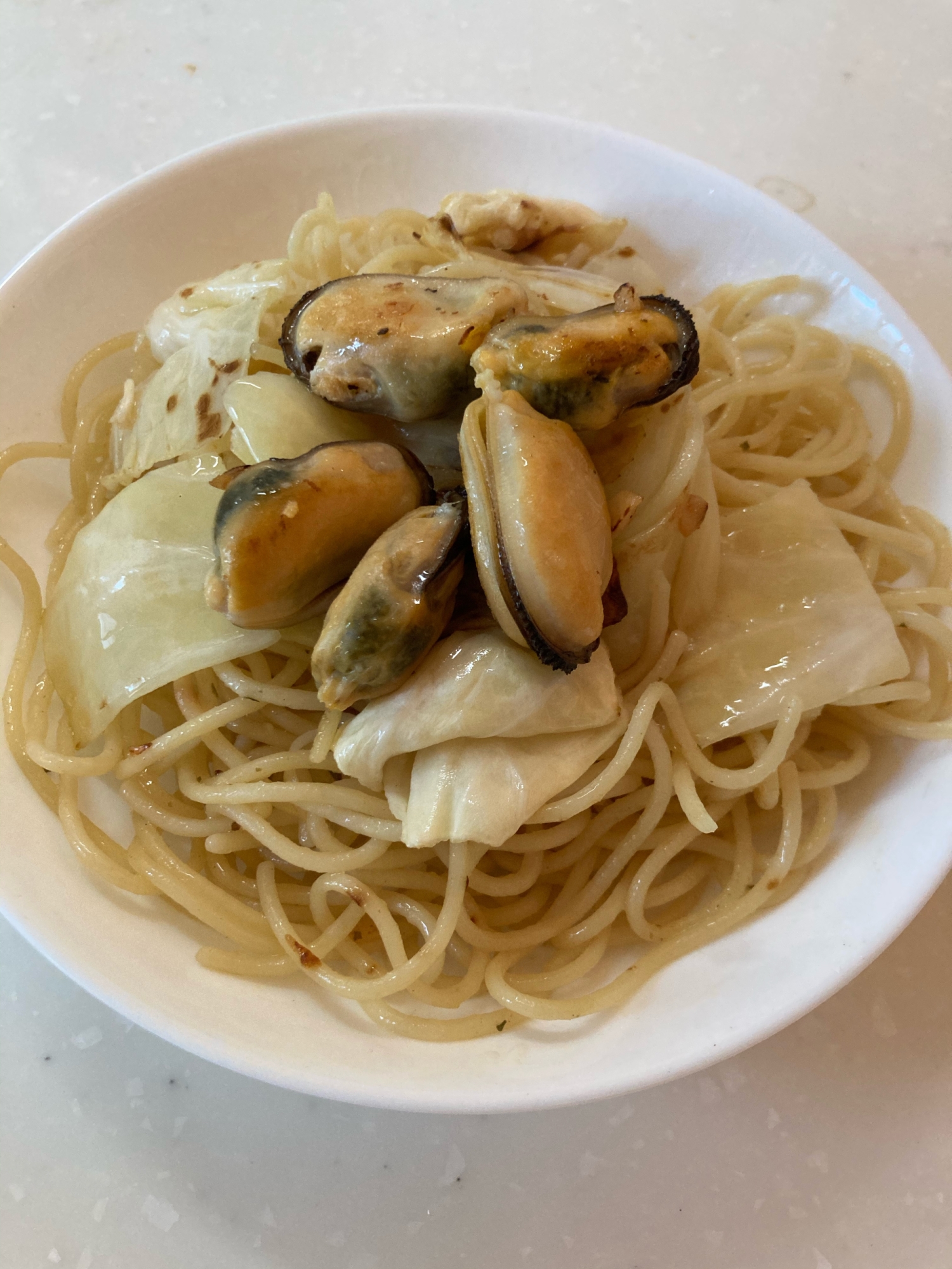 余り物で、魚貝パスタ