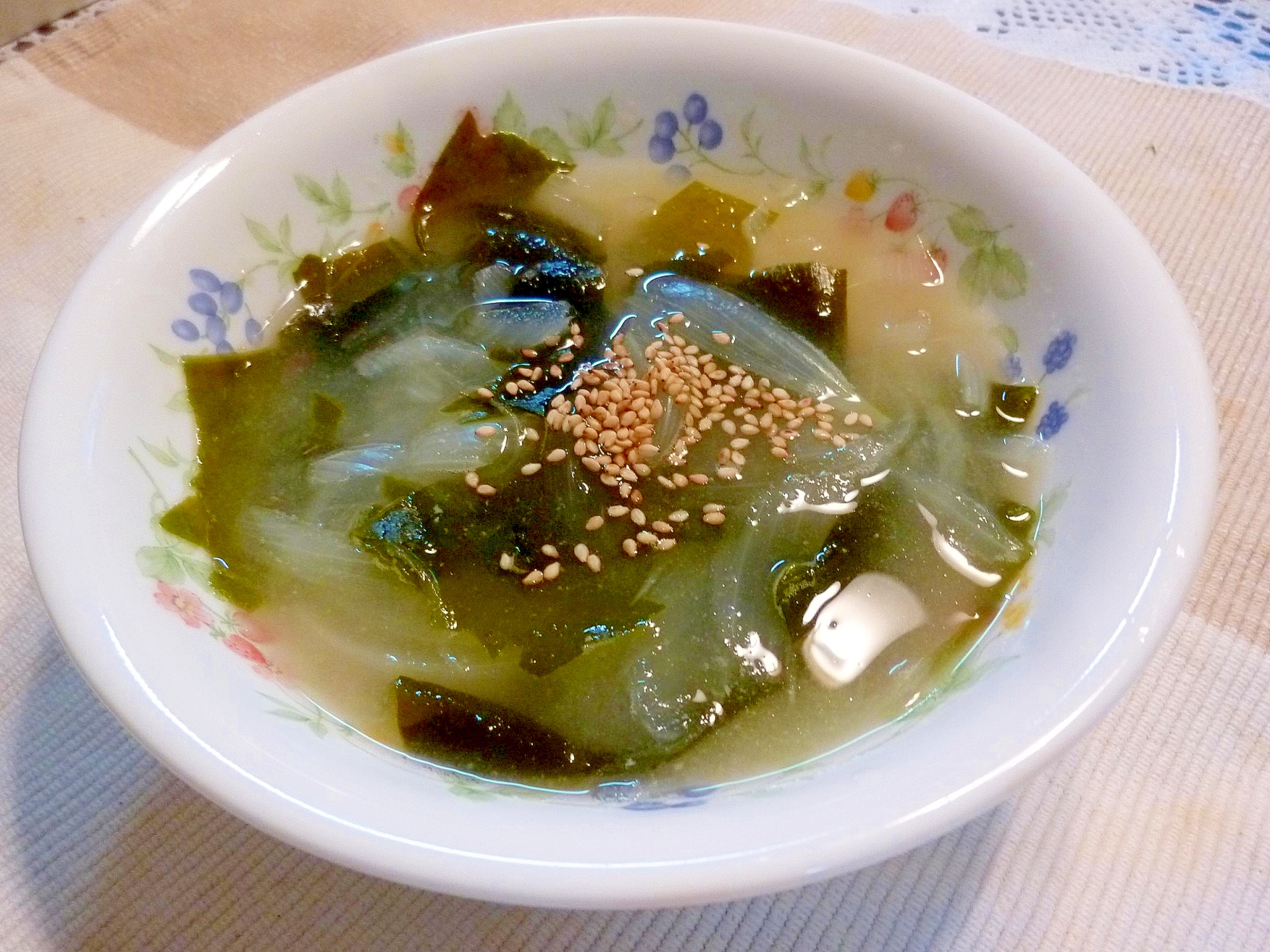 ☆わかめと玉ねぎの中華スープ☆