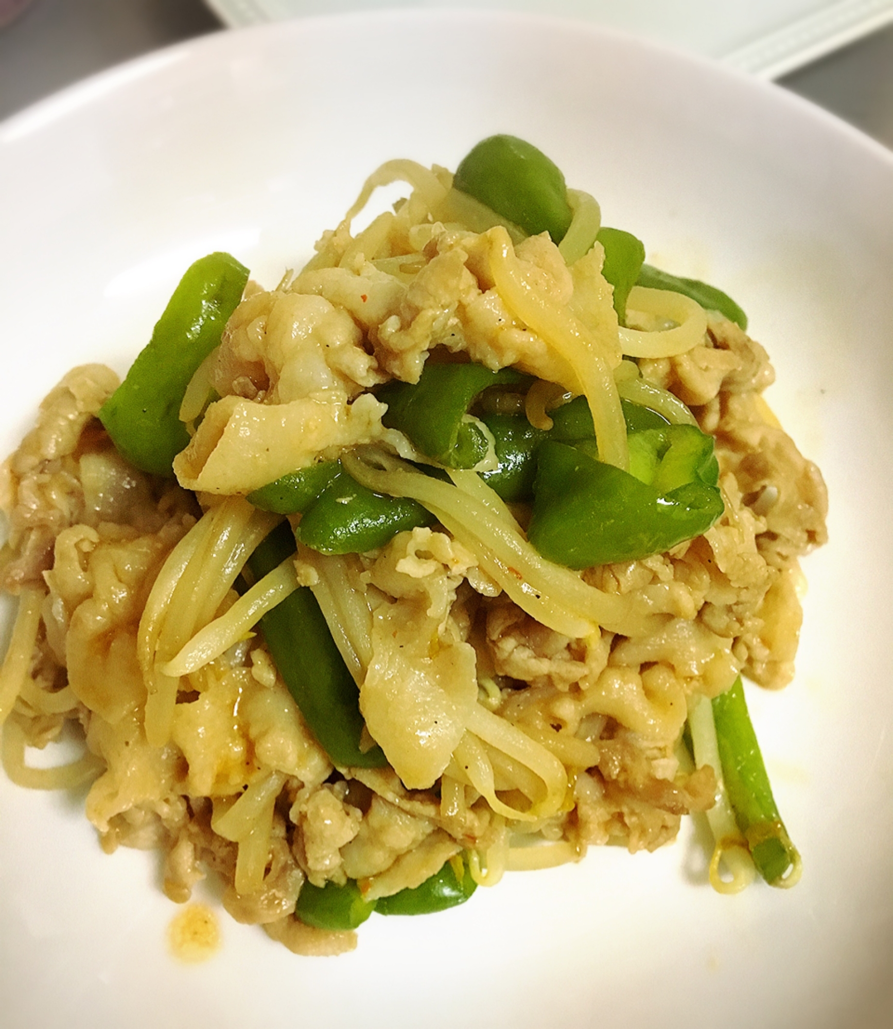 ご飯が進むオカズ♡豚と野菜の辛味噌炒め