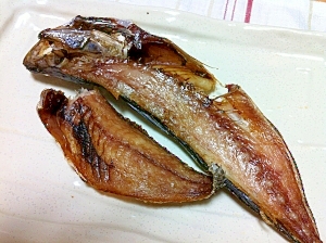 骨まで食べられる！アジ干物の素揚げ