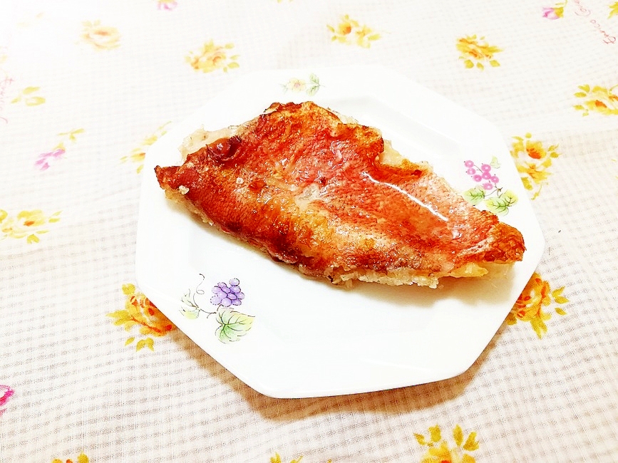 柚子風味♪赤魚の塩焼き