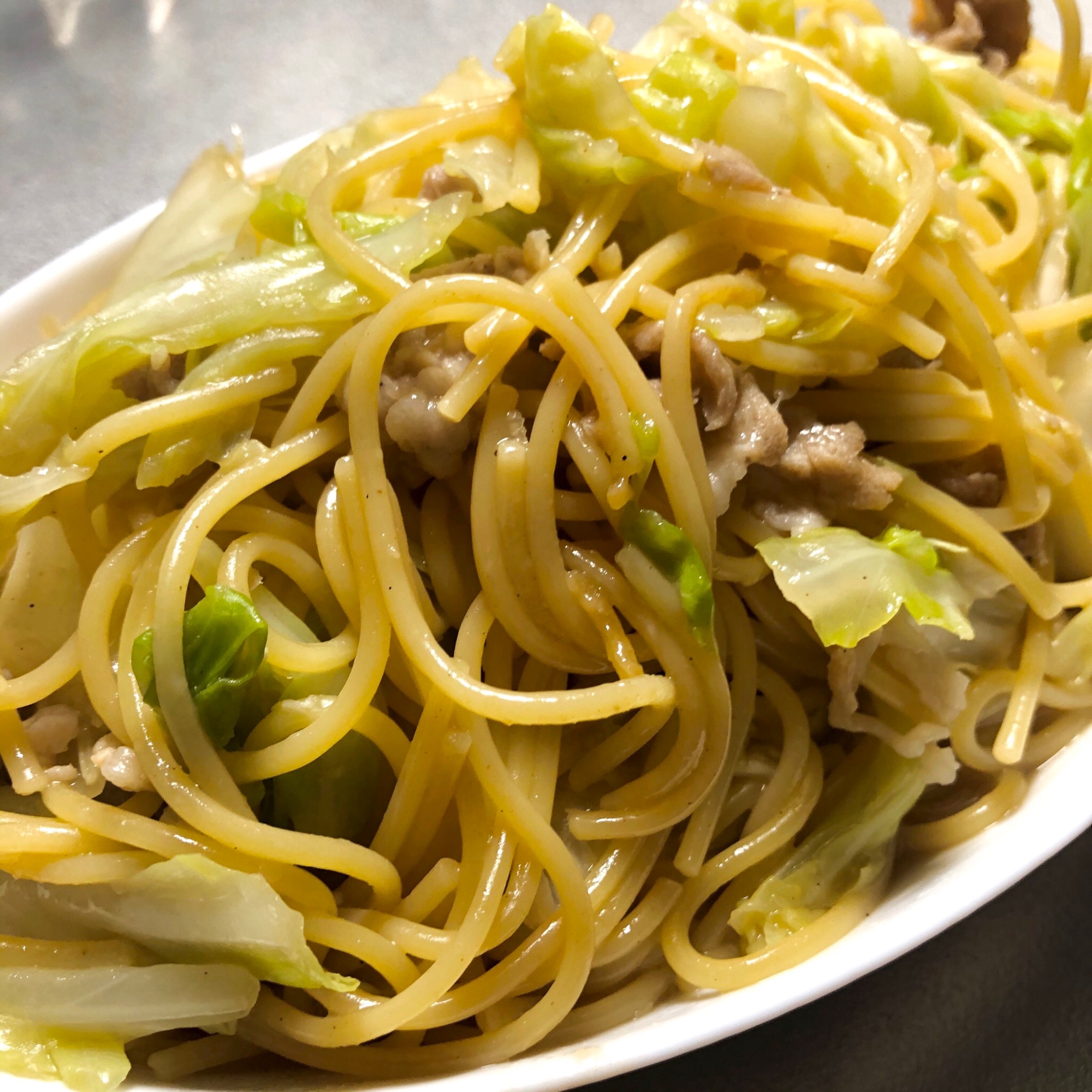 夜ご飯にも抜擢 ニンニク醤油パスタ レシピ 作り方 By ただの主婦が作る簡単レシピ 楽天レシピ 夜ご飯にも抜擢 ニンニク醤油パスタ レシピ 作り方 By ただの主婦が作る簡単レシピ 楽天レシピ