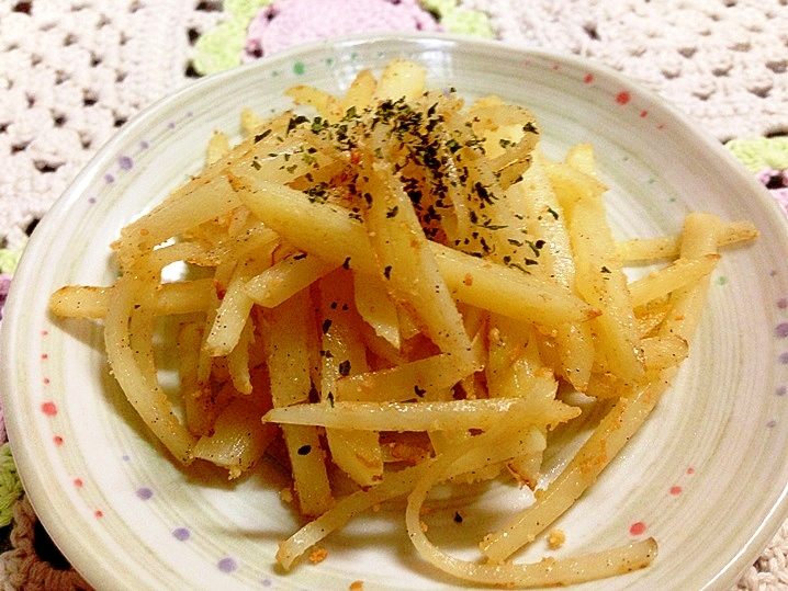 ポテトの粉チーズ炒め