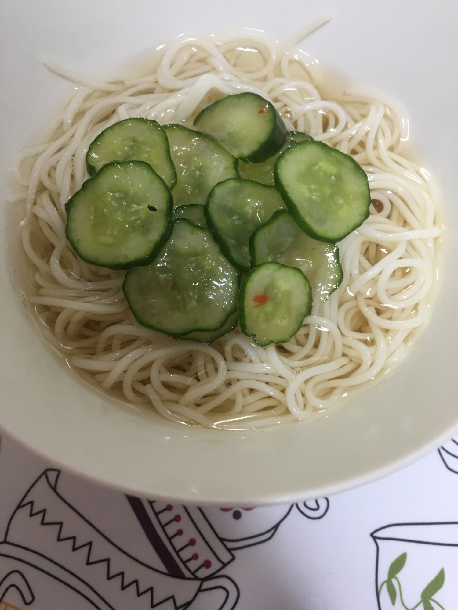 イタリアンドレッシングで☆きゅうり素麺(^○^)