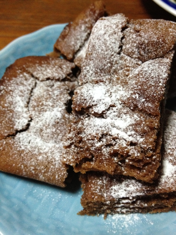 少ない材料で♪簡単濃厚チョコケーキ♪