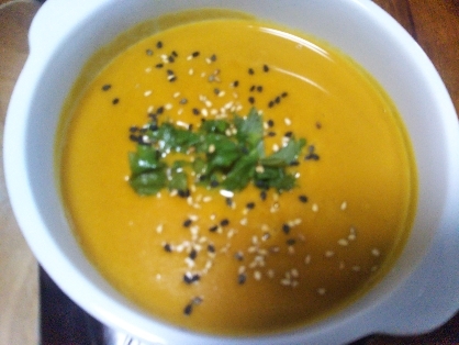 美味しく頂きました(*^^)v
南瓜スープ、幸せ感じます♡