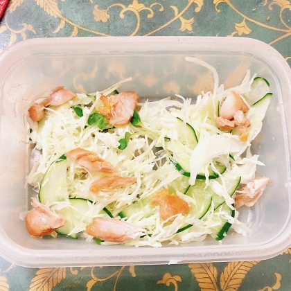 麹生活しましょ☘サラダチキンとチーズのサラダꕤ୭*