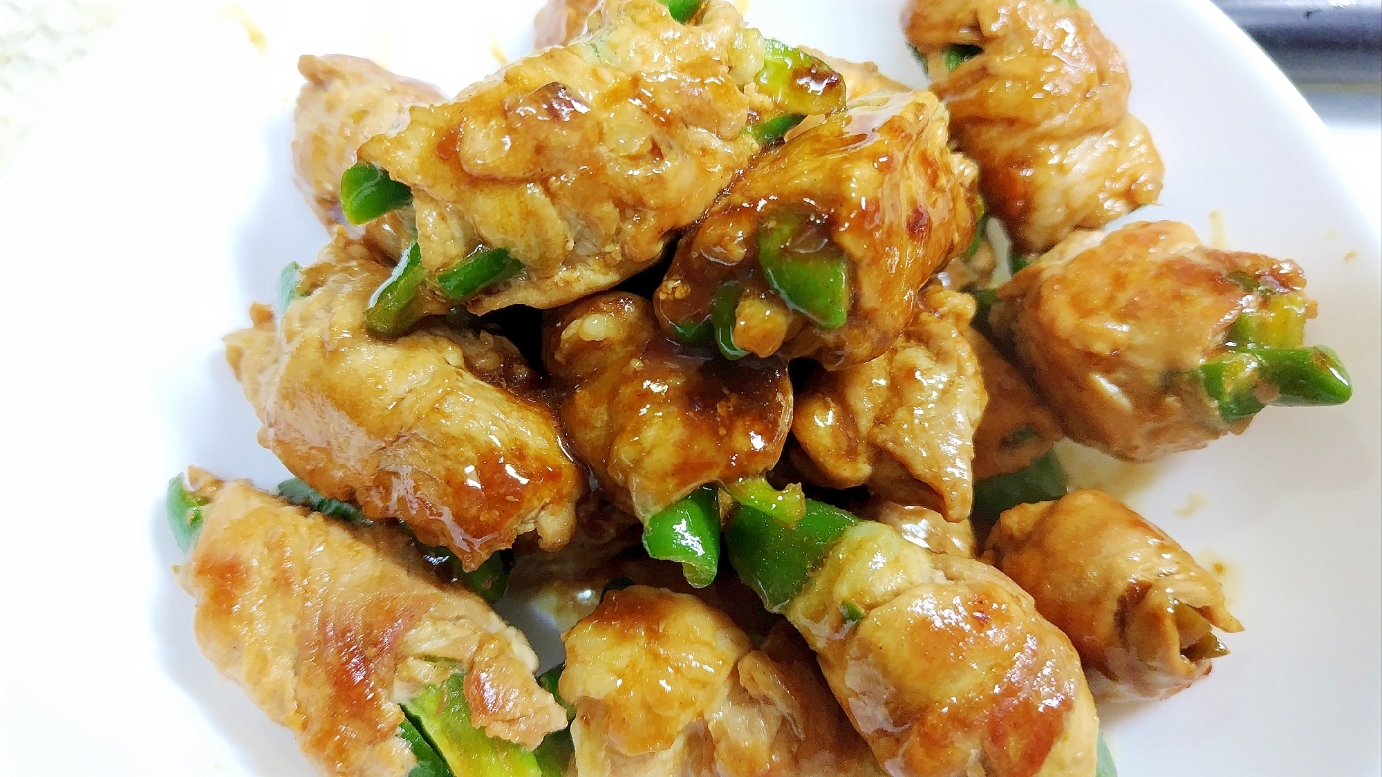 ピーマンだけ残るから巻いたよ！　チンジャオロースー