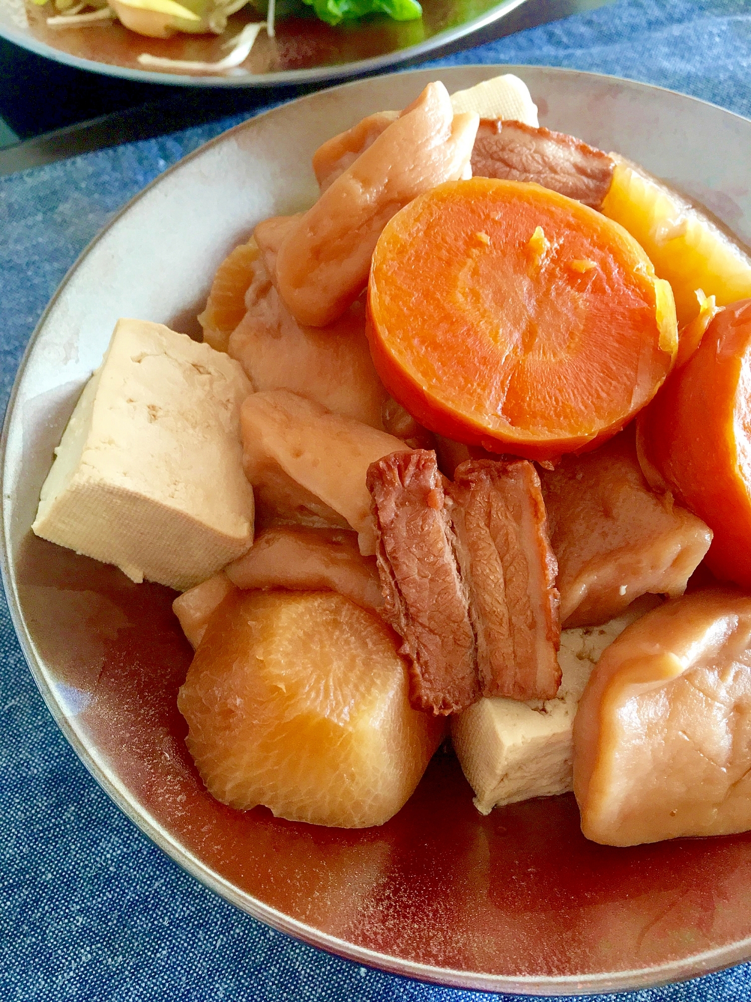 チャーシューと人参のとろとろはんぺん豆腐煮♩