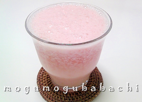 ピンクグレープフルーツミルク