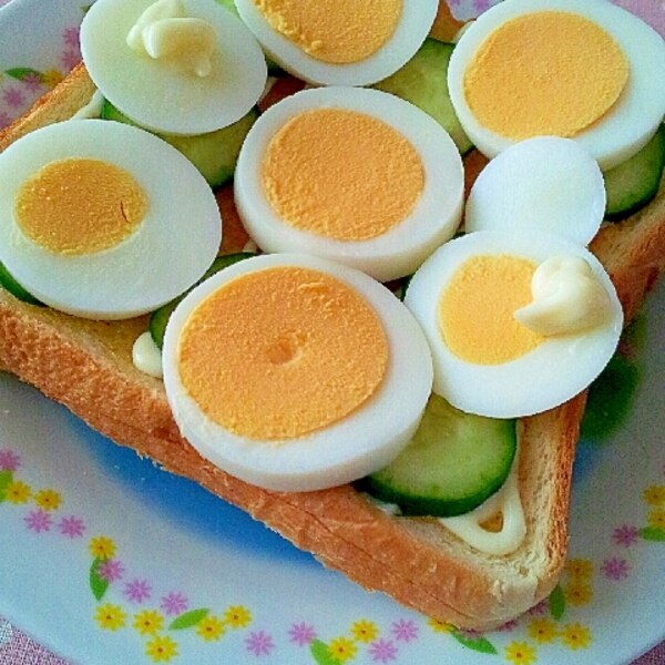 ゆで卵ときゅうりのトースト レシピ 作り方 By ラズベリっち 楽天レシピ ゆで卵ときゅうりのトースト レシピ 作り方 By ラズベリっち 楽天レシピ