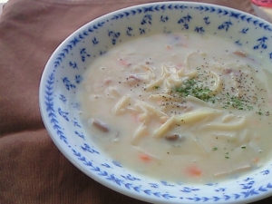 ズボラ流 残ったクリームシチューでスープパスタ レシピ 作り方 By Mama Papa 楽天レシピ ズボラ流 残ったクリームシチューでスープパスタ レシピ 作り方 By Mama Papa 楽天レシピ