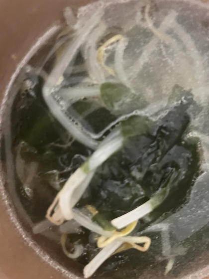 もやしと人参の中華スープ