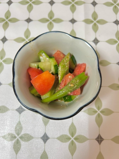 きゅうりとオクラとトマトの酢の物