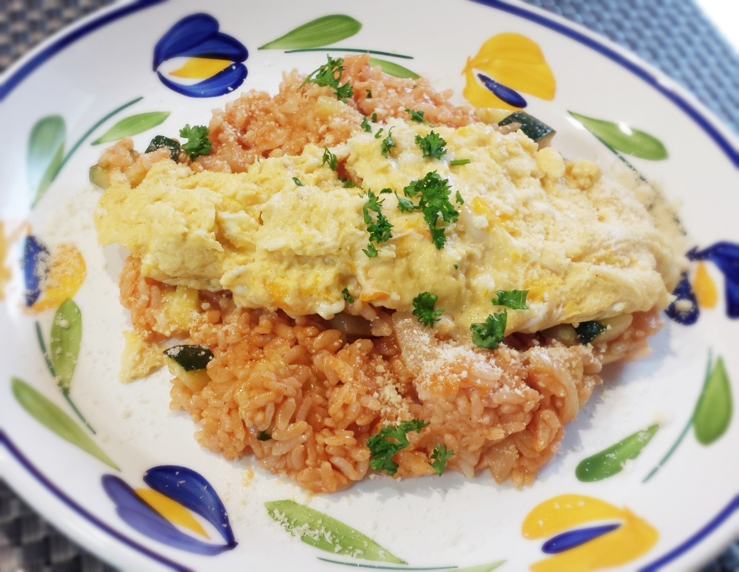 冷やご飯でオムライス風トマトリゾット