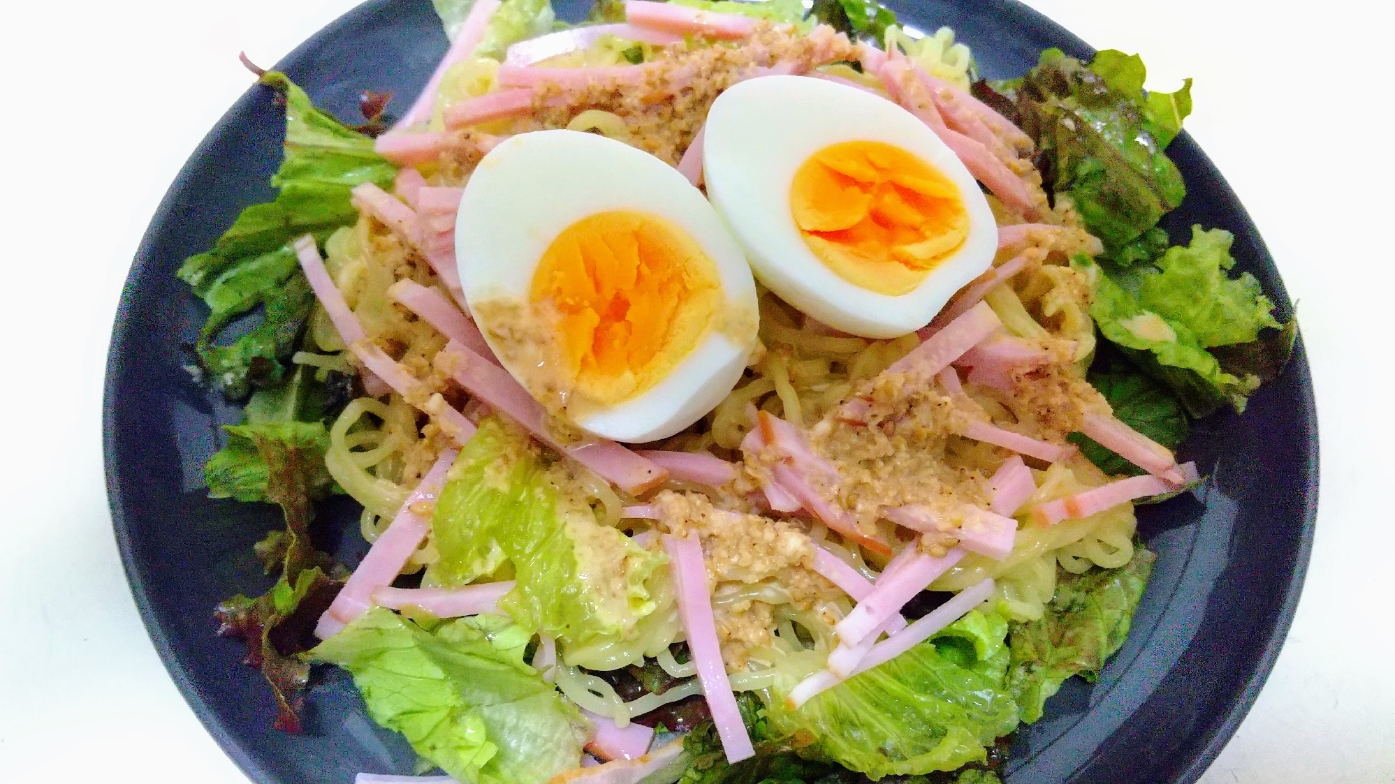 ごま風味サラダラーメン