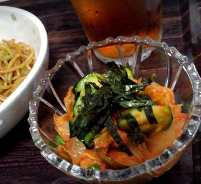 手ちぎり塩揉みきゅうりとキムチと焼き海苔あえて