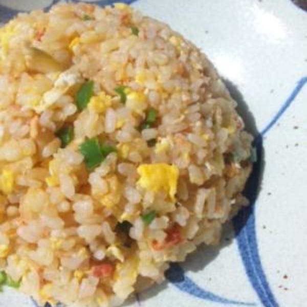 めんつゆで味付け 鮭フレークチャーハン レシピ 作り方 By Pyoco 楽天レシピ めんつゆで味付け 鮭フレークチャーハン レシピ 作り方 By Pyoco 楽天レシピ