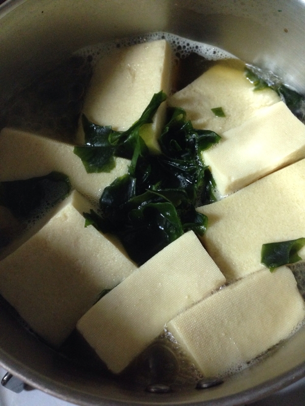 高野豆腐とワカメの煮物