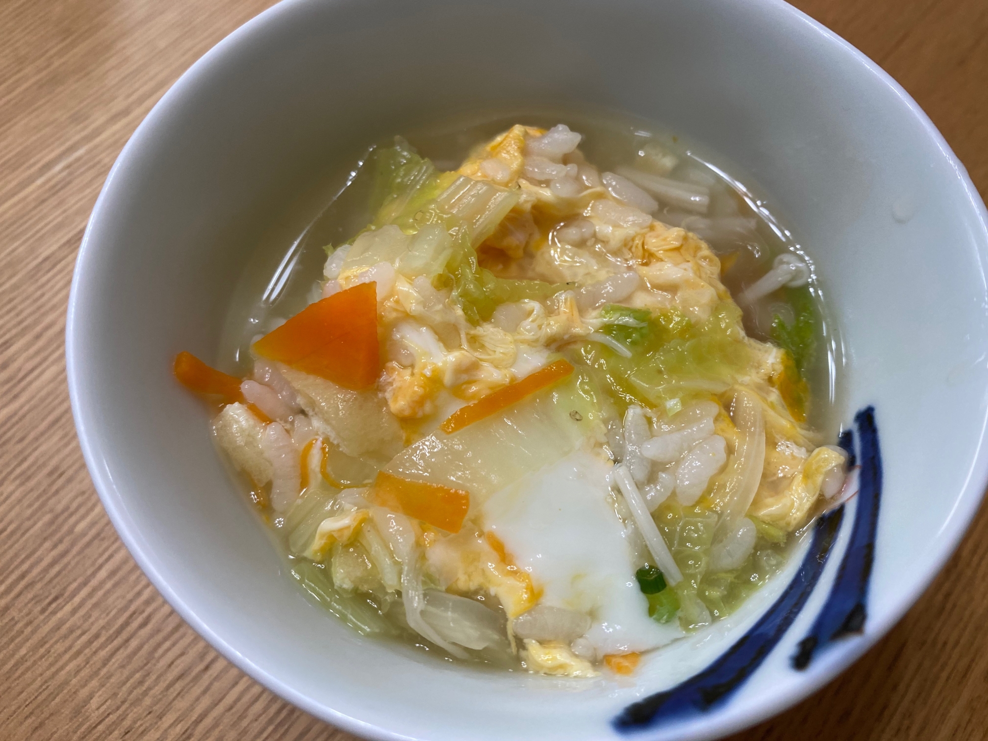 胃を休めたいときに、野菜たっぷりおじや☆