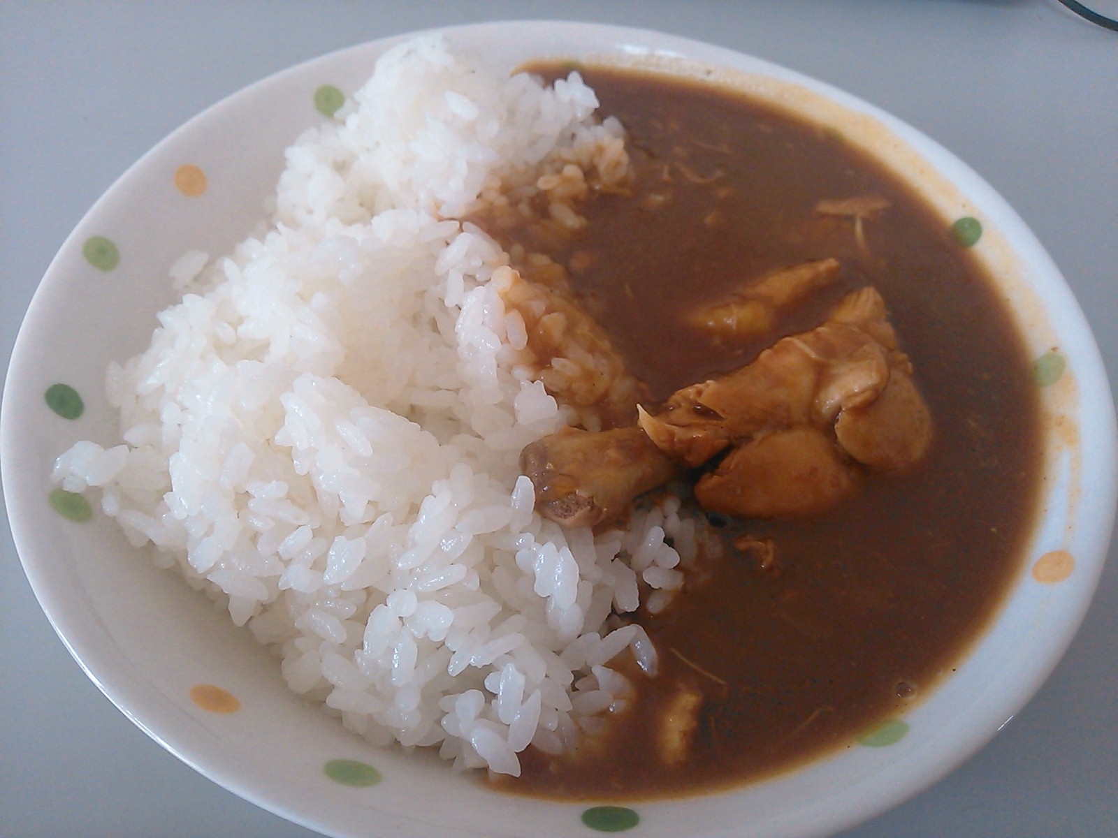 手羽もとのチキンカレー