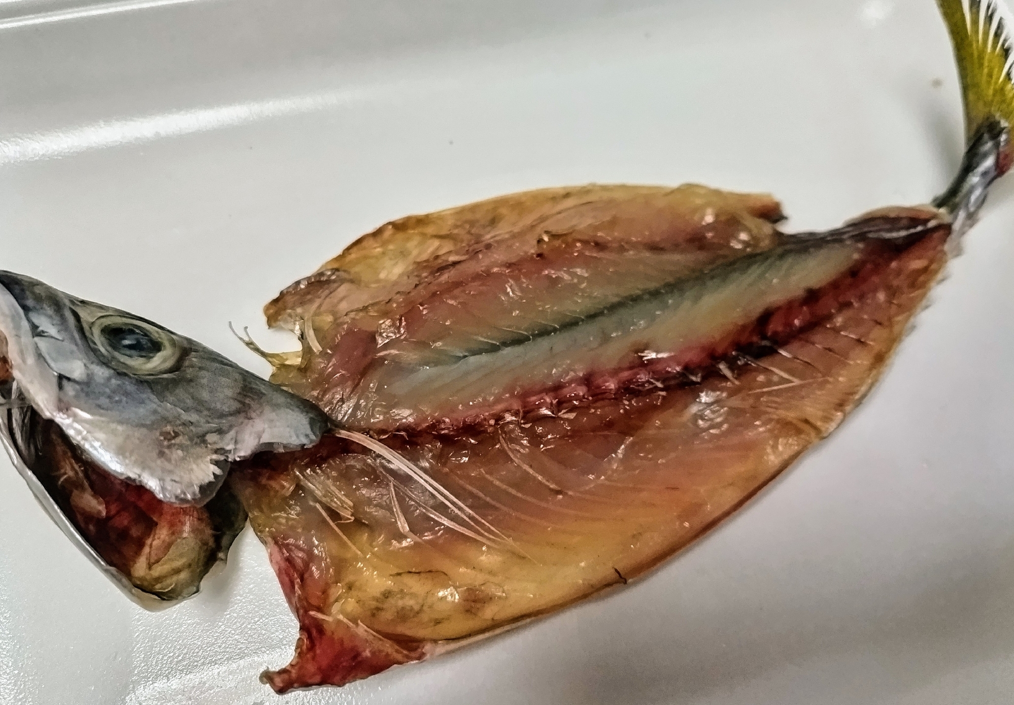 鯖の干物、塩分控え目でジューシー！