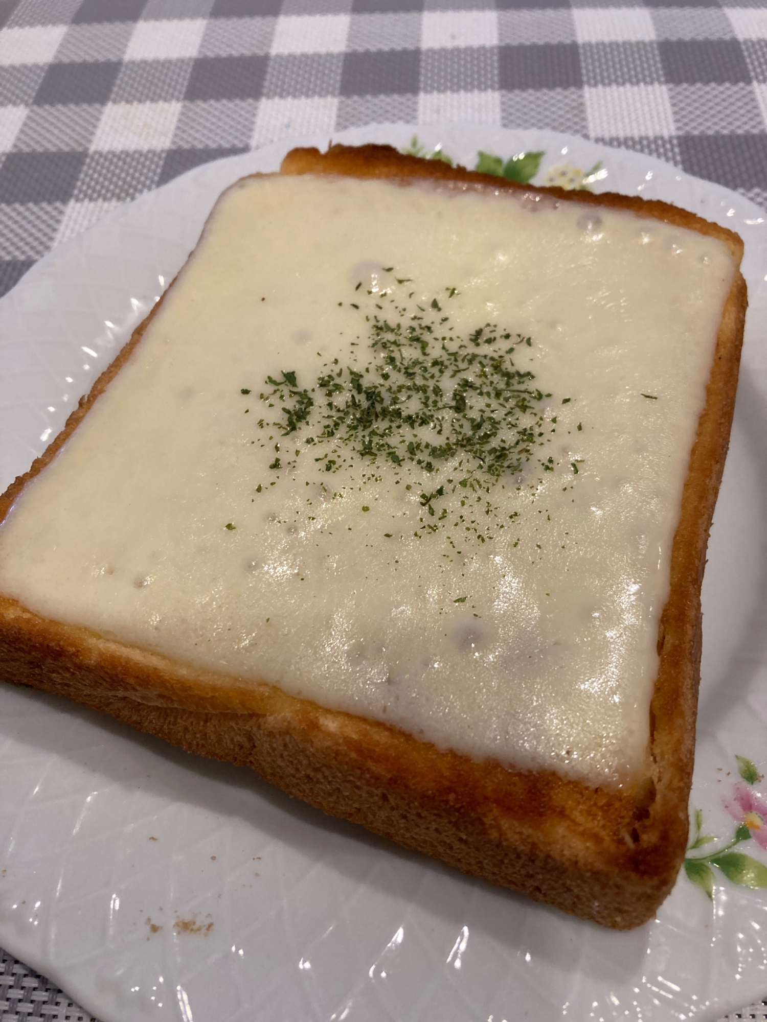 ハバティスライスチーズでめちゃウマ☆チーズトースト
