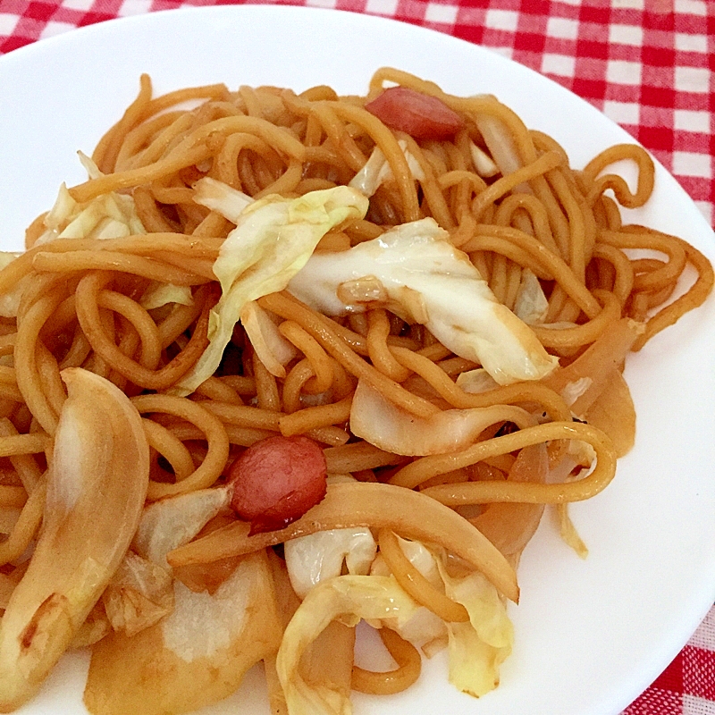 キャベツとウインナーの焼うどん☆