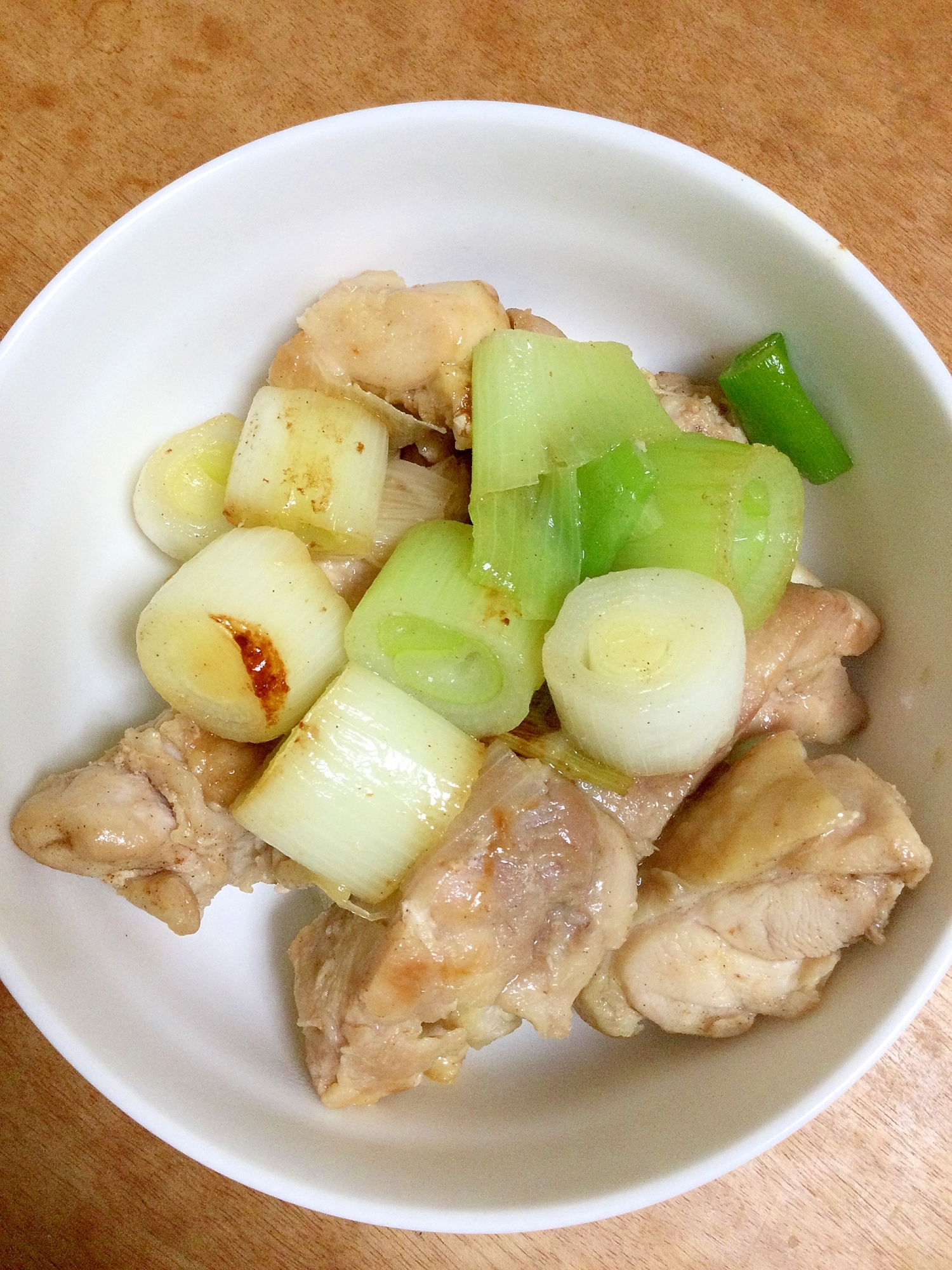 ネギ好きには最高☆海水ネギと鶏肉の塩コショウ焼き