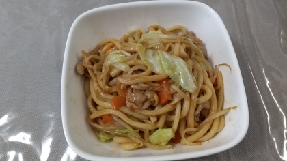 具沢山☆すき焼き風味の焼きうどん♪