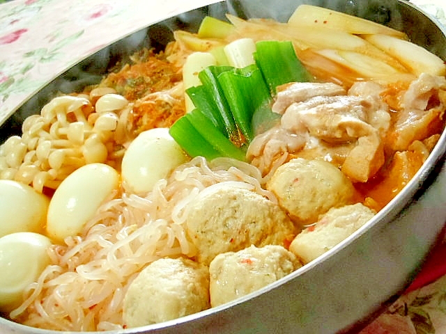 暖まろ❤鶏団子と葱と糸蒟蒻＆茸のキムチ鍋❤　