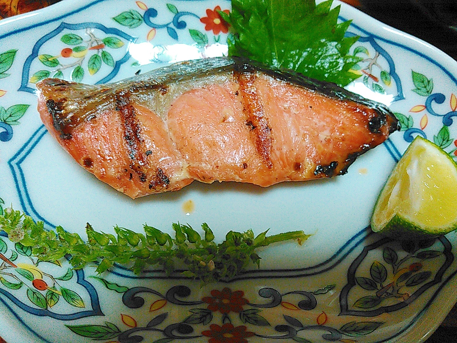 穂紫蘇とすだちで焼き鮭