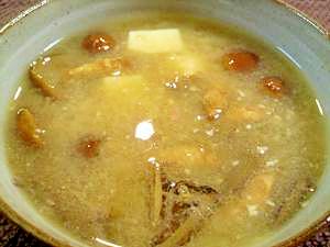 つるつる なめことじゅんさいの味噌汁 レシピ 作り方 By ヨッシ510 楽天レシピ つるつる なめことじゅんさいの味噌汁 レシピ 作り方 By ヨッシ510 楽天レシピ