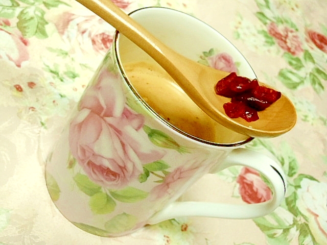 クランベリーとホワイトキュラソーのソイ ラテ レシピ 作り方 By 小太郎１２１２ 楽天レシピ