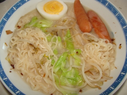 ただのインスタントラーメンをおいしく栄養プラス☆