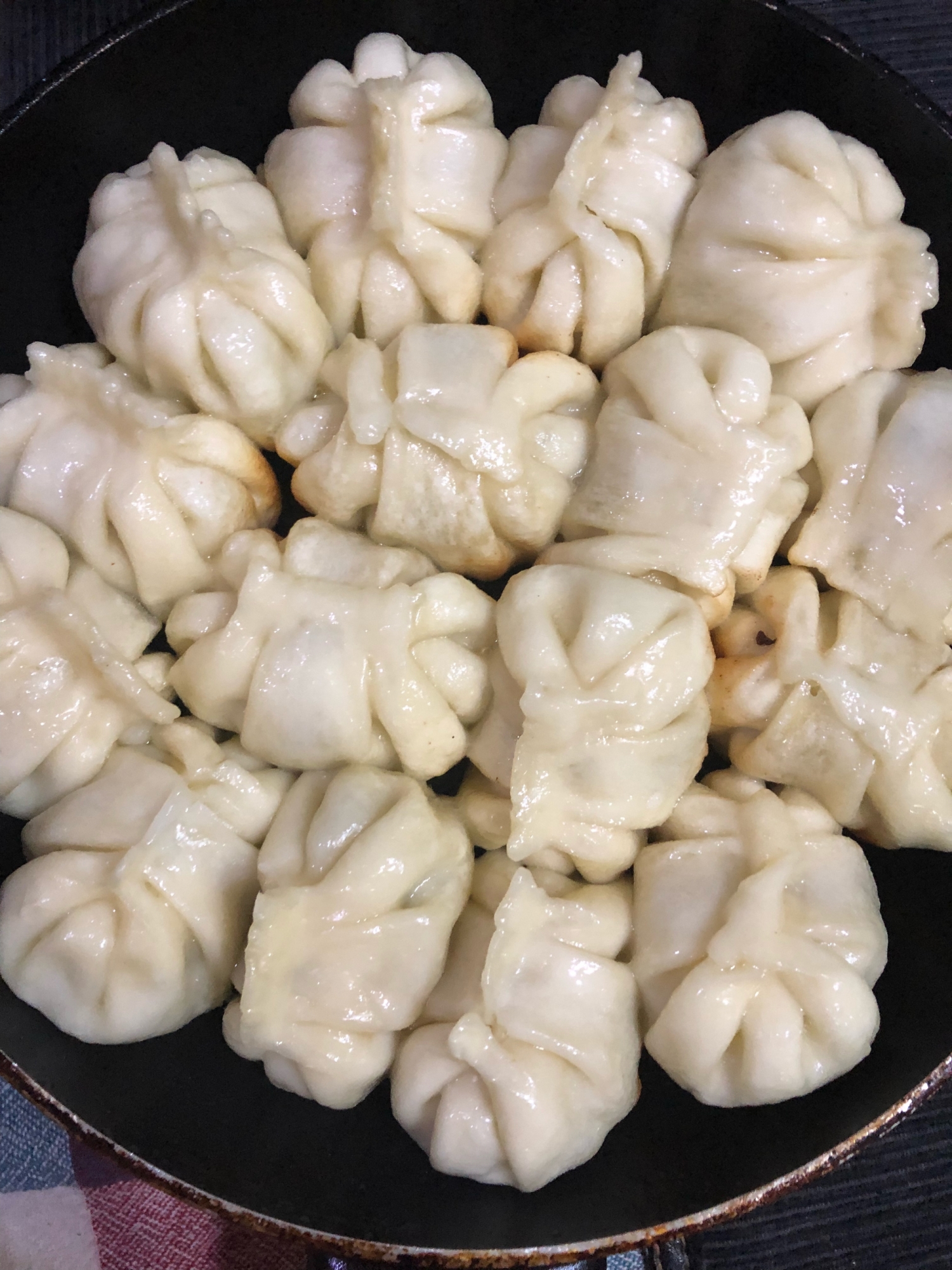 餃子の美味しい焼き方 レシピ 作り方 By うーたま 楽天レシピ 餃子の美味しい焼き方 レシピ 作り方 By うーたま 楽天レシピ