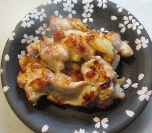 綺麗になる鶏もも肉のヨーグルト焼き