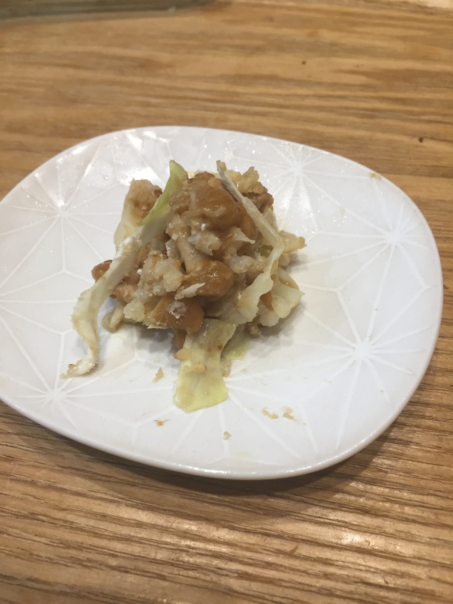 なめこと野菜の塩麹和え！ご飯にのせて食べて！